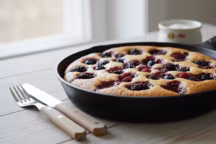 Gâteau au yaourt express aux fruits rouges sans four de Mariotte