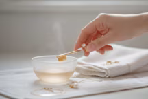 Comment bien nettoyer ses bijoux pour les faire briller ?